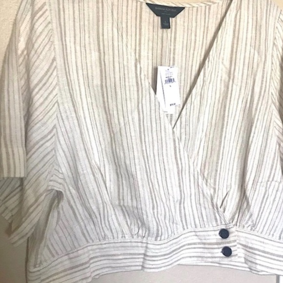 Banana Republic Cropped Linen-Blend Blouse Size Medium NWTS - Picture 3 of 4